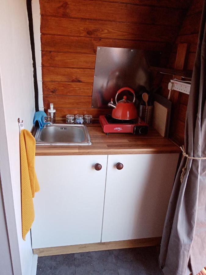 Hotel Wee Hoose Glaping Pod 2 Skail Esterno foto